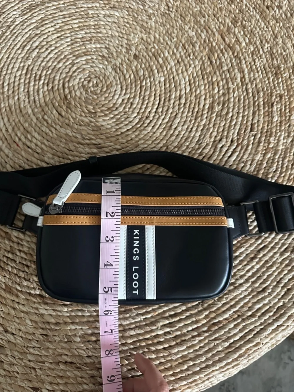 Kings Loot Crossbody